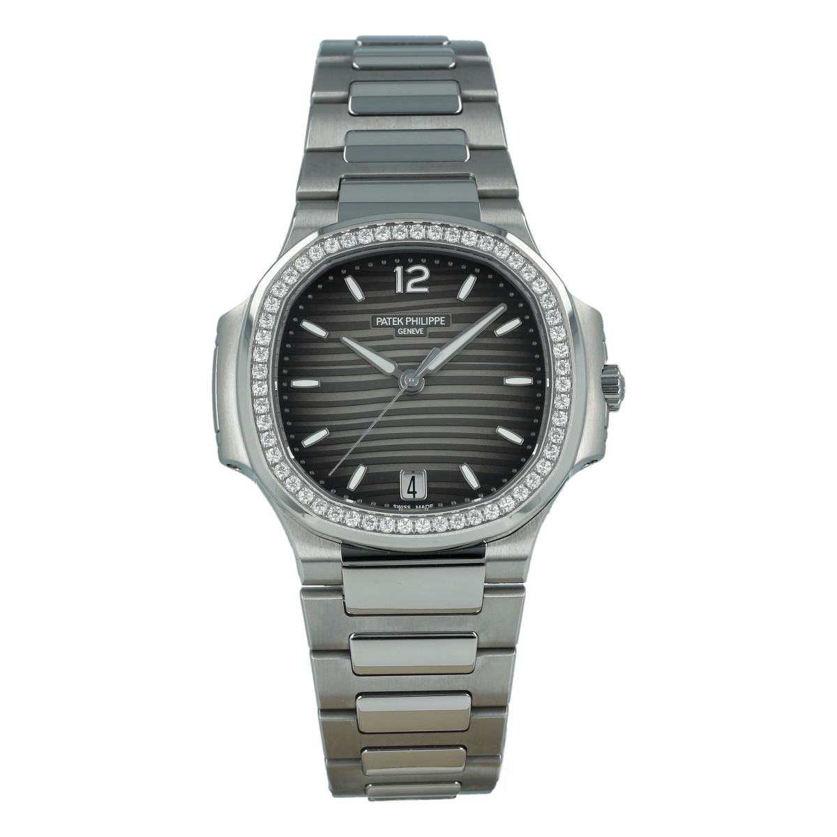 Patek Philippe Ladies' Nautilus 7118 Diamond-set Bezel *Brand-New* | Buy pre-owned Patek Philippe watch